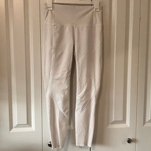 White "Speed up" Lululemon Legging